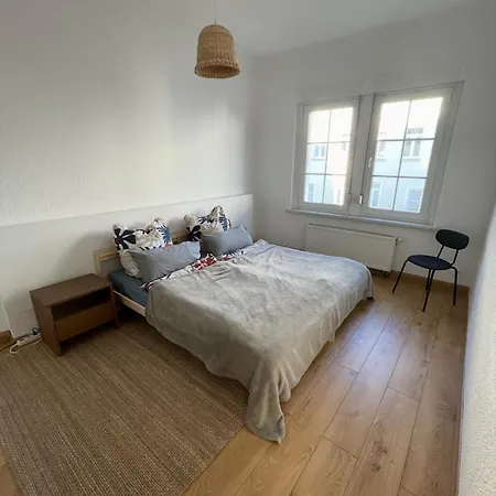 Entire House With Garden - Exclusively For Your Group *